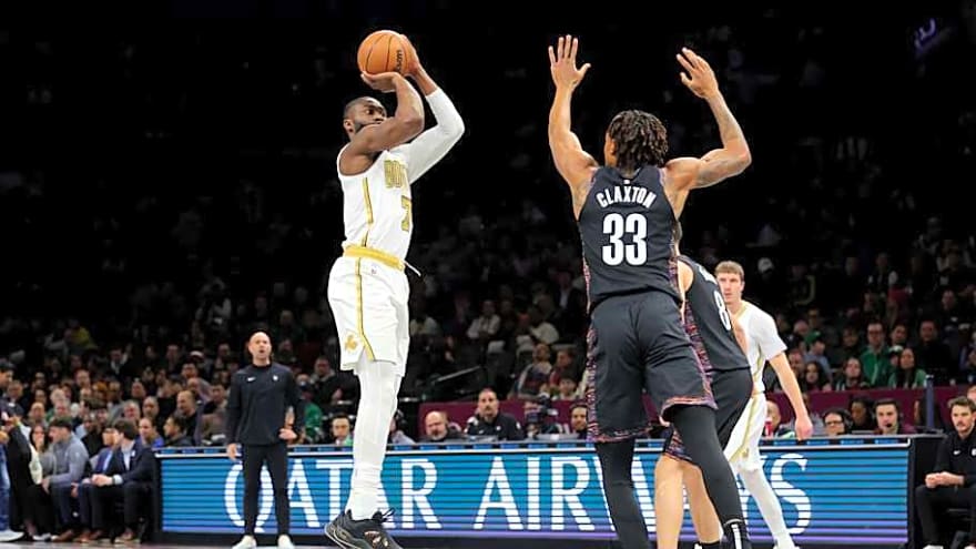 Jaylen Brown's signature shot has abandoned him, so he's adjusting to find ways to score