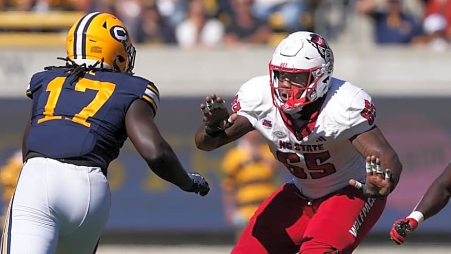 South Carolina Gamecocks Land Massive Transfer Portal Offensive Lineman