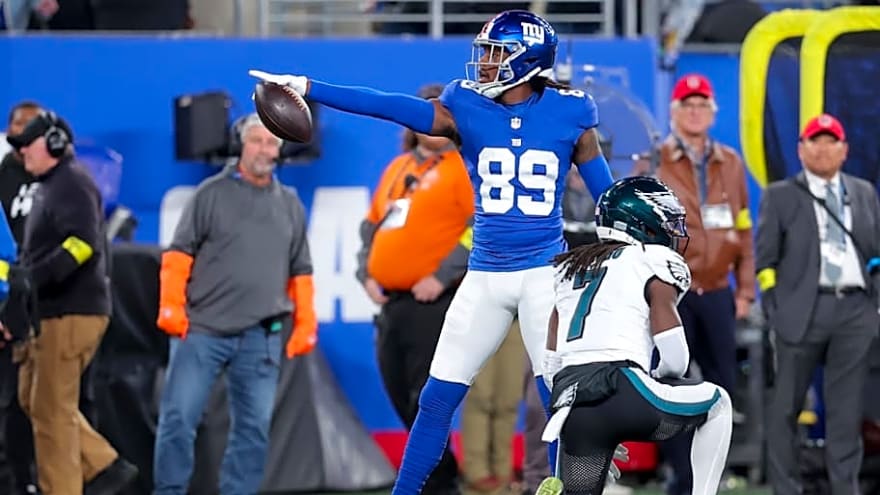 Giants&#39; Reserve Receivers Step Up in Win Over Eagles