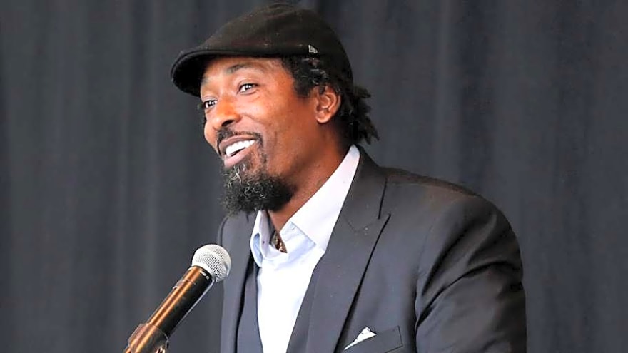 Cowboys must poach Bears star assistant to fix biggest coaching staff blunder