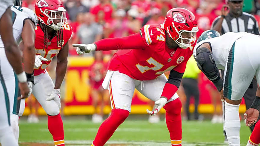 Chiefs, Texans Reveal Inactives List Ahead of Sunday Night Football
