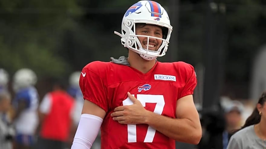 Bills Are 2026 Super Bowl Favorite, According to Longtime NFL Commentator