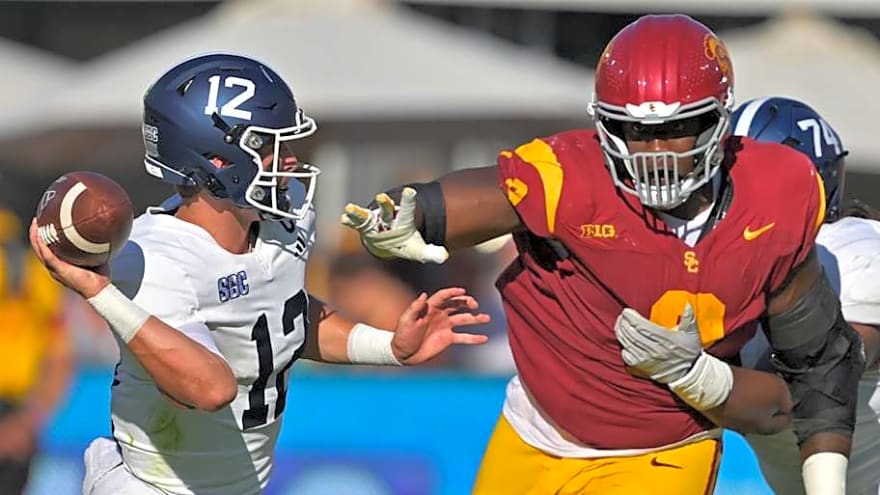 Major Defensive Line Transfer Showing Significant Interest in Auburn Tigers