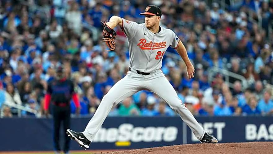 Orioles&#39; ace leaves game with injury; will he make next start?