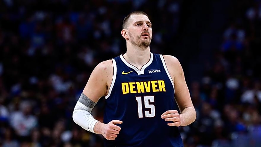 A Nikola Jokic Lineup Experiment Could Save the Nuggets Next Season