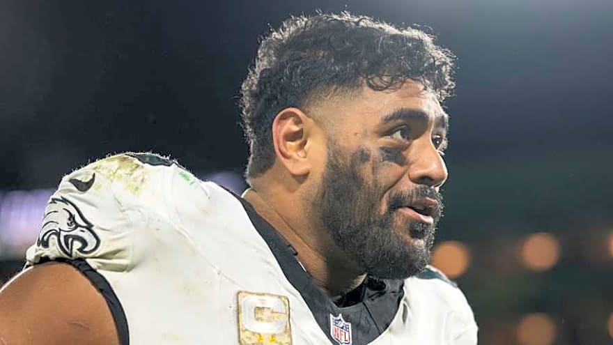 Jordan Mailata sends crystal clear message on Eagles&#39; A.J. Brown saga