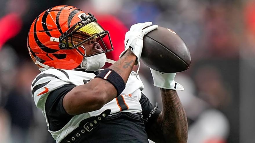 Ja'Marr Chase Opens Scoring Against Houston With Amazing Catch