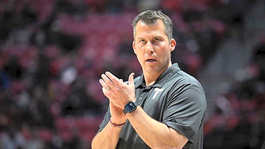 Report: Scott Cross Lands SEC Assistant Coach to Join His First Coaching Staff at Georgia Tech