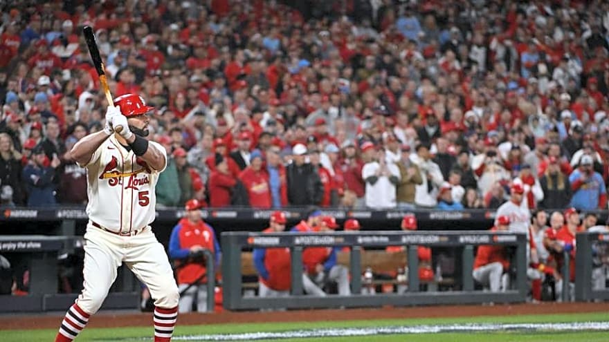 Cardinals Legend Albert Pujols Welcomed Back Like a Hero in St. Louis