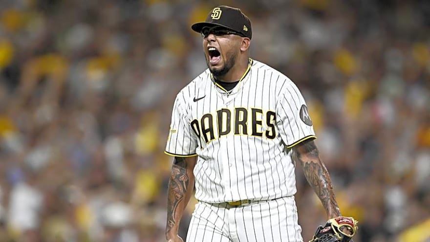 Padres Breakout Star Bradgley Rodriguez Sends Message to Fans After Crushing NLDS Exit