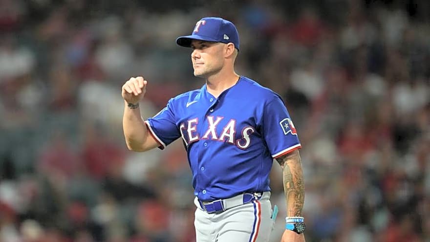 How Rangers Squandered Chance to Make Up Ground in AL Playoff Race