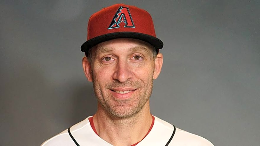 Diamondbacks To Reportedly Keep Hitting Coach Despite Down Season