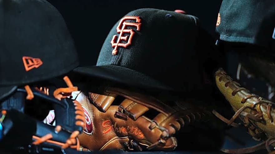 Giants Latest International Star Shows Power on Spring Training Back Fields
