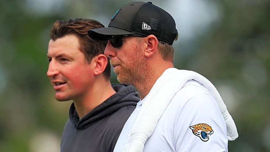 Everything I Saw at Day 7 of Jaguars Training Camp: Liam Coen's Offense Dazzles