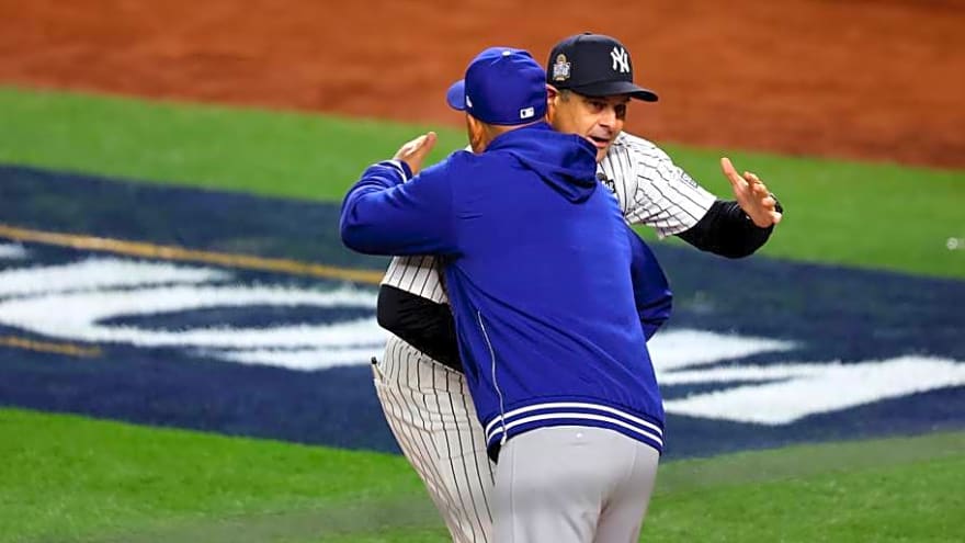 Dave Roberts Reacts to Aaron Boone's Costly Decision in Yankees' Loss to Dodgers