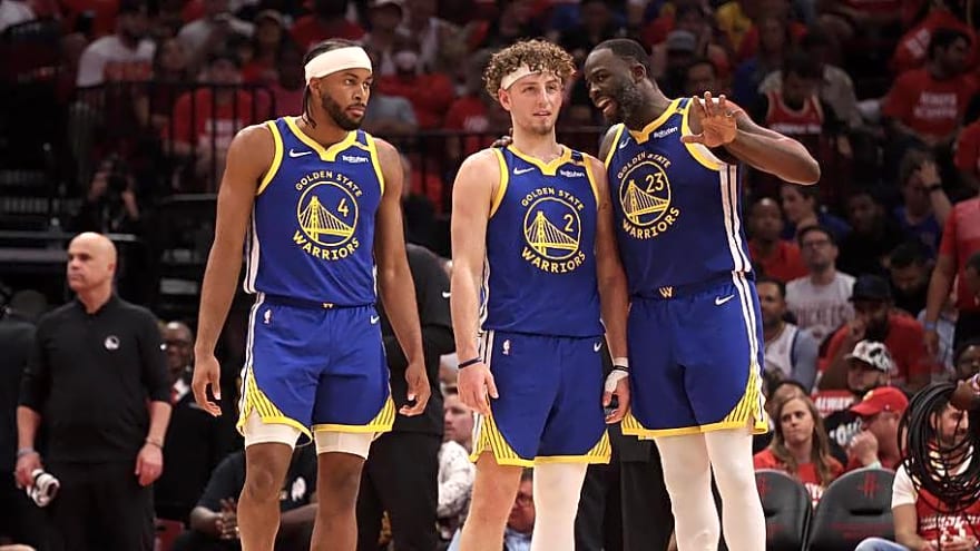 Warriors Player Named One of NBA's Most Overrated in Anonymous Poll
