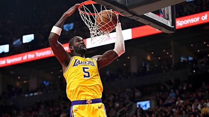 Lakers&#39; Deandre Ayton Takes Massive Shot at Himself After Perfect Night