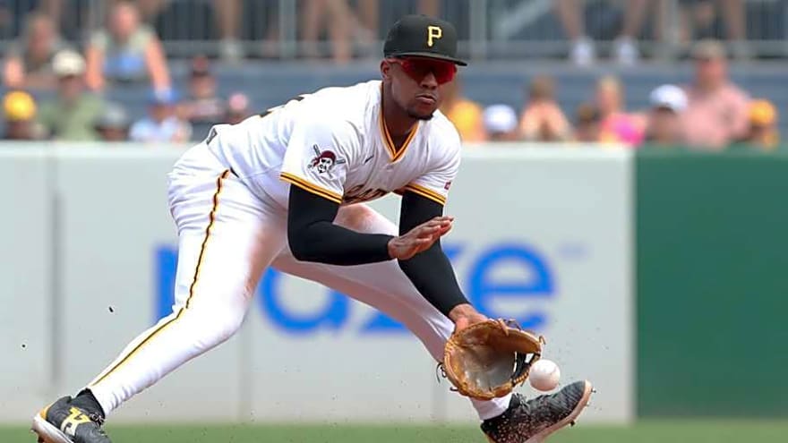 Yankees Named Landing Spot for Gold Glove Third Baseman