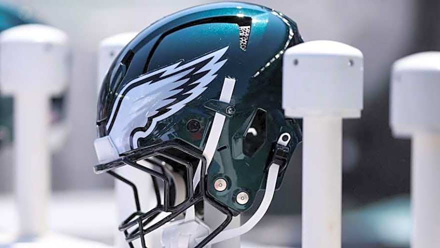 Ex-Eagles $38 Million All-Pro Could Help Fix Saints Defense