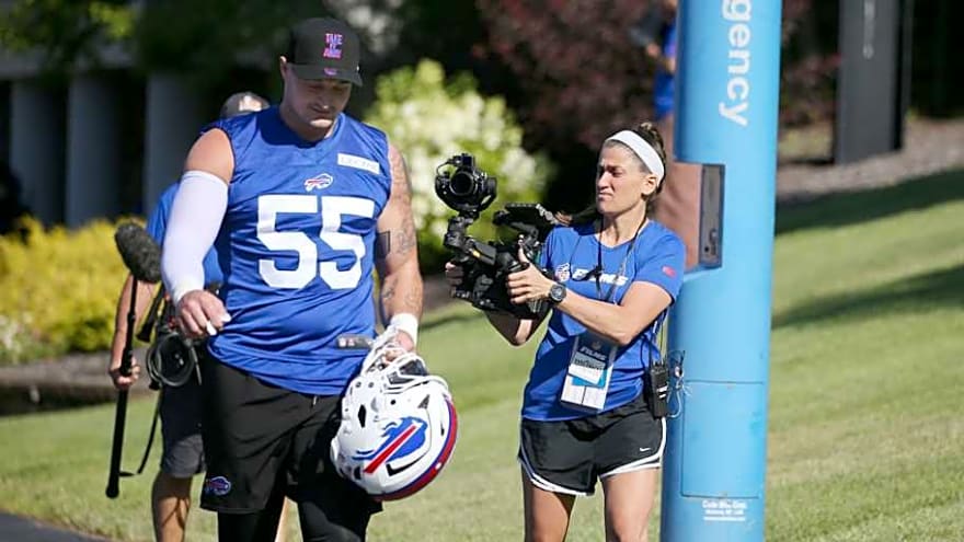 How two Bills&#39; free-agent DL additions came off suspension and to the rescue