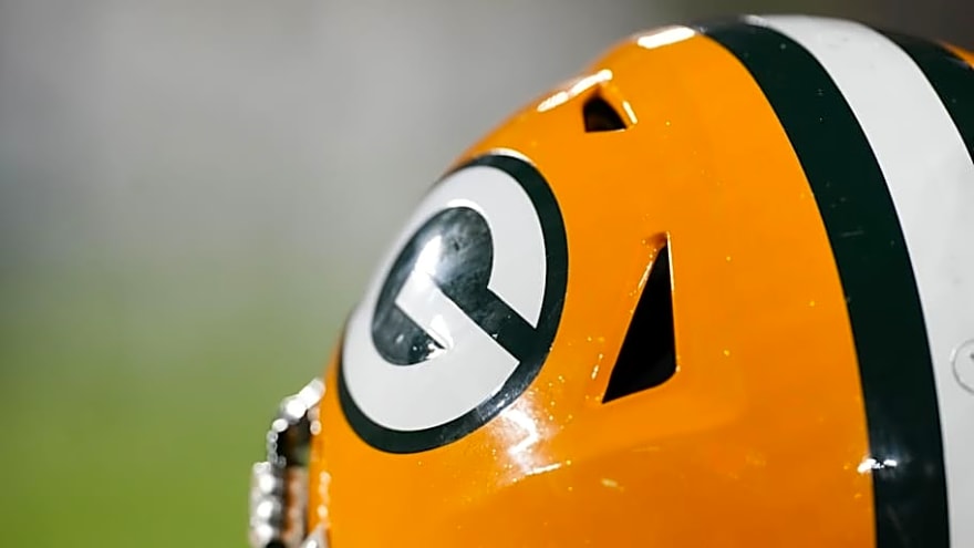 Unexpected Travel Issue Could Give Cardinals Edge vs Packers