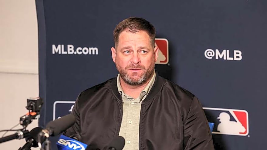 Why Stephen Vogt Isn’t Concerned With Guardians Lack of Right-Handed Bats