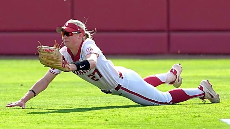 OU Softball: Former Oklahoma Outfielder Transfers to Nebraska