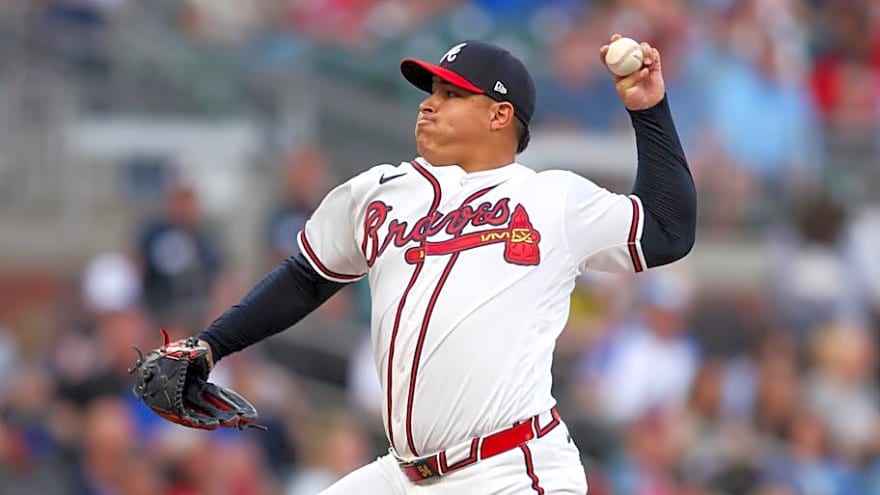 Braves Sticking With Suarez or Pérez for Rotation Plans (For Now)