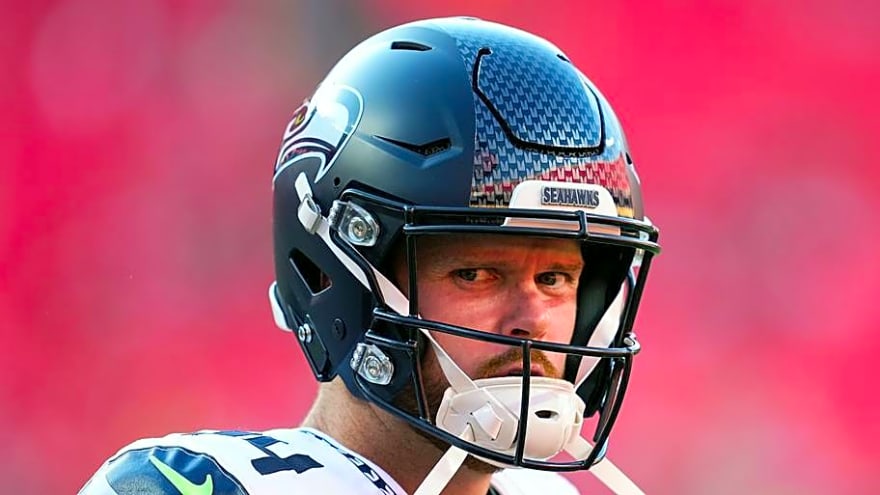 Should Seahawks Sign QB to Practice Squad After Sam Darnold Injury?