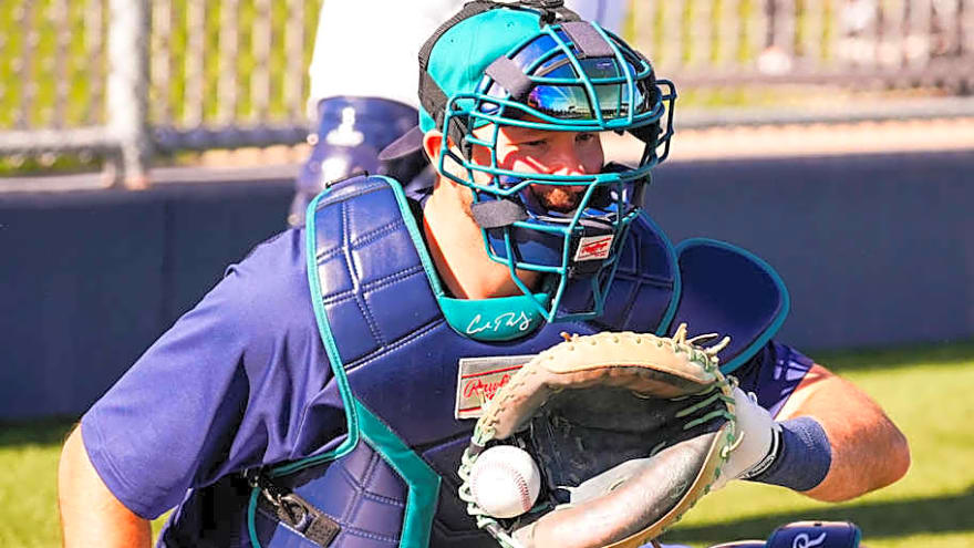 With new ABS in place, Mariners catcher Cal Raleigh plans to test it out