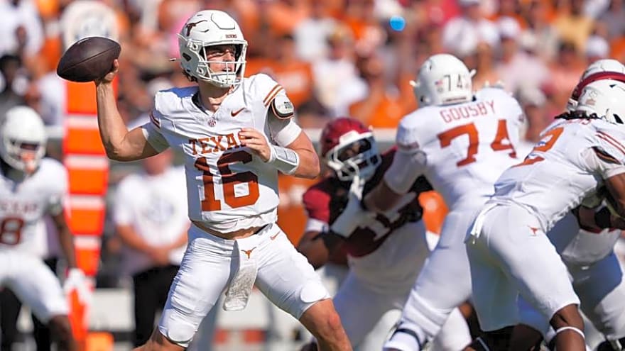 For the Texas Offense to Reach Its Full Potential, One Thing Needs to Happen
