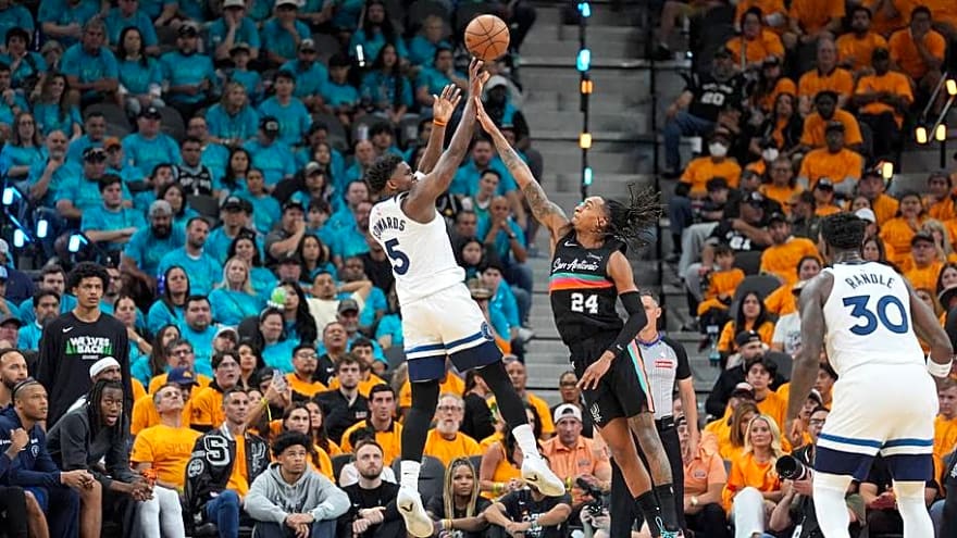 Three New Things We Could See From the Wolves' Offense This Season