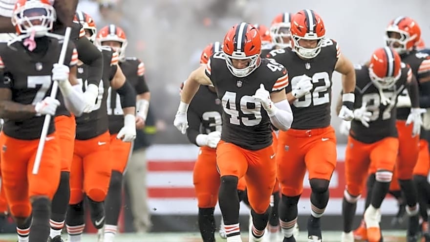Carson Schwesinger explains buying in to Cleveland Browns culture amidst struggles
