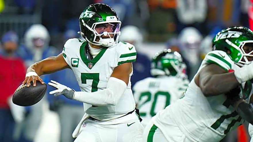 Jets’ Quarterback Outlook Labeled Worst in NFL