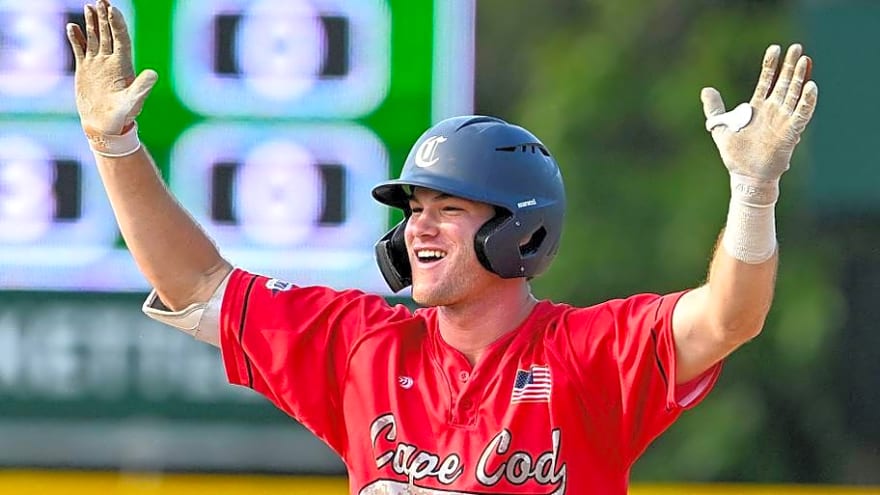 Will We See Rockies' Award-Winning Outfield Prospect in the Majors in 2027?