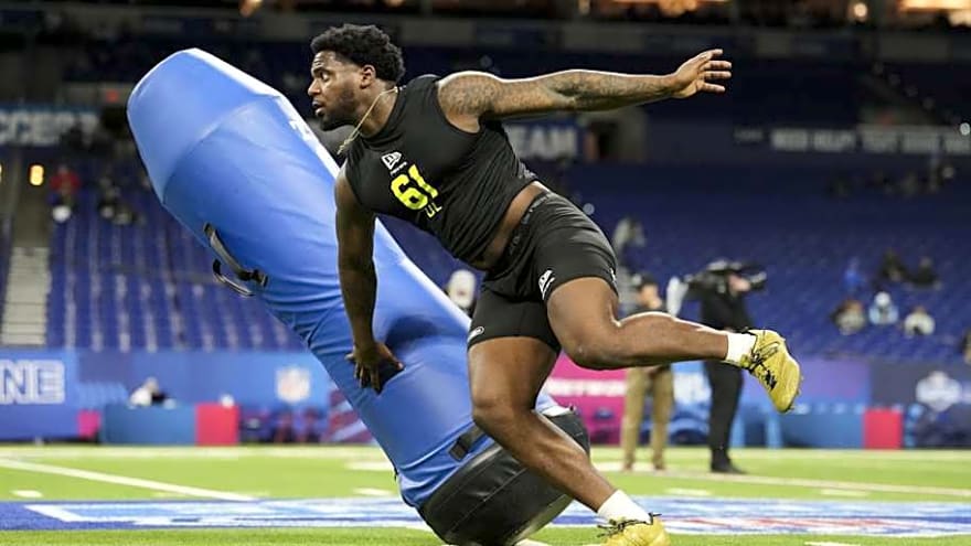 Chargers Coach Has High Praise for Final Roster Candidate UDFA Days Into Minicamp