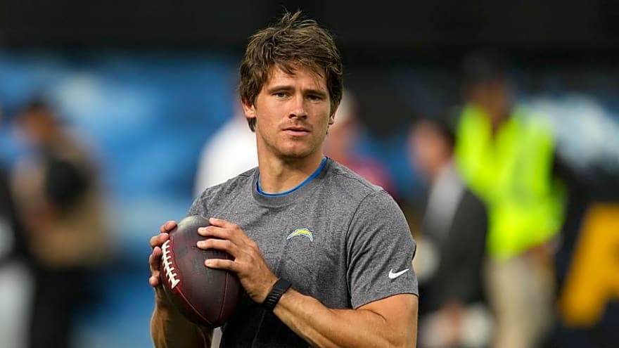 Fantasy Football Start-Sit Herbert, Hampton, Plus Final Cardinals vs. Chargers Prediction