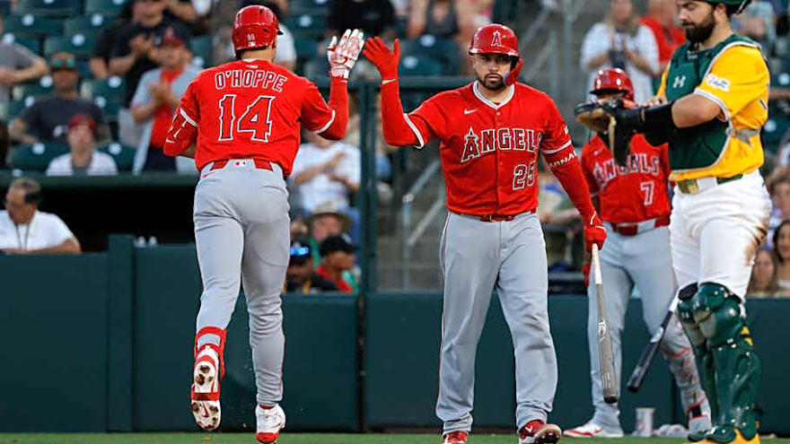 Angels&#39; Logan O&#39;Hoppe Will Ride Bench More for Halos Amid Struggles