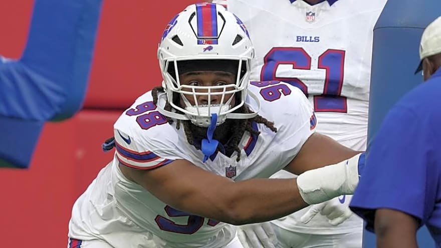 Bills T.J. Sanders Dealing With Lingering Knee Issue Despite Return to Practice