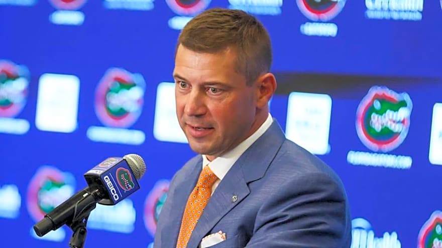 Sumrall Set to Finalize Gators Coaching Staff as Gators Close In on RB Coach