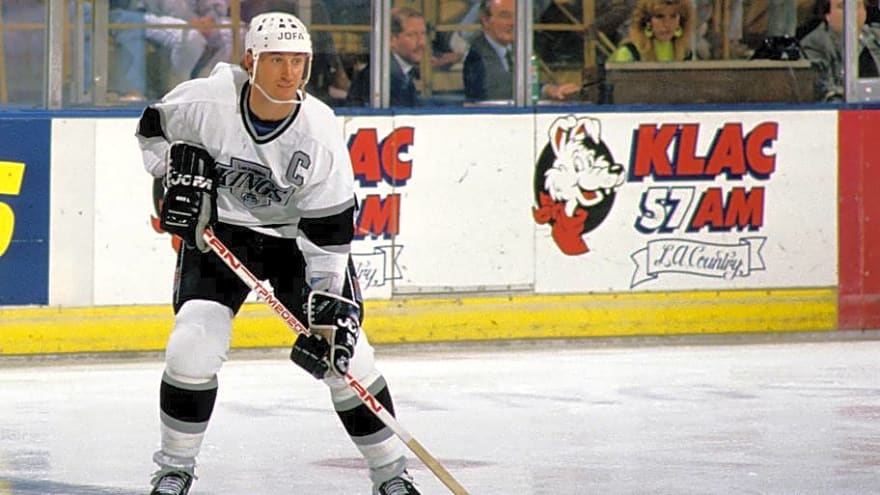 How Wayne Gretzky Nearly Became a Detroit Red Wing in 1988