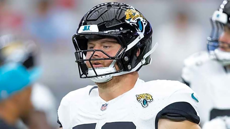 How Jaguars&#39; Cole Van Lanen Prepares for Unbelievable Task