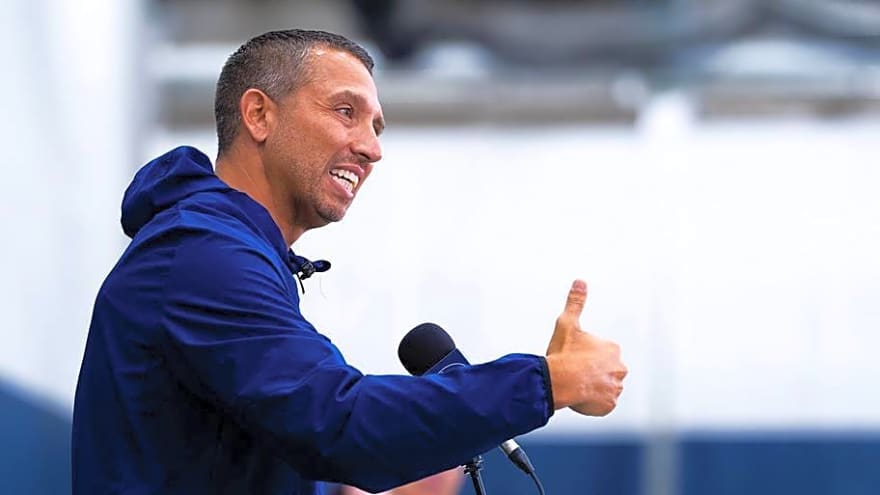 Penn State Football Camp Update: Will the Offense Consist Entirely of Tight Ends?