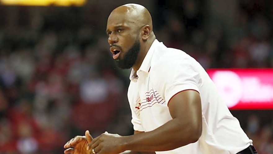 Wisconsin basketball assistant coach earns national recognition