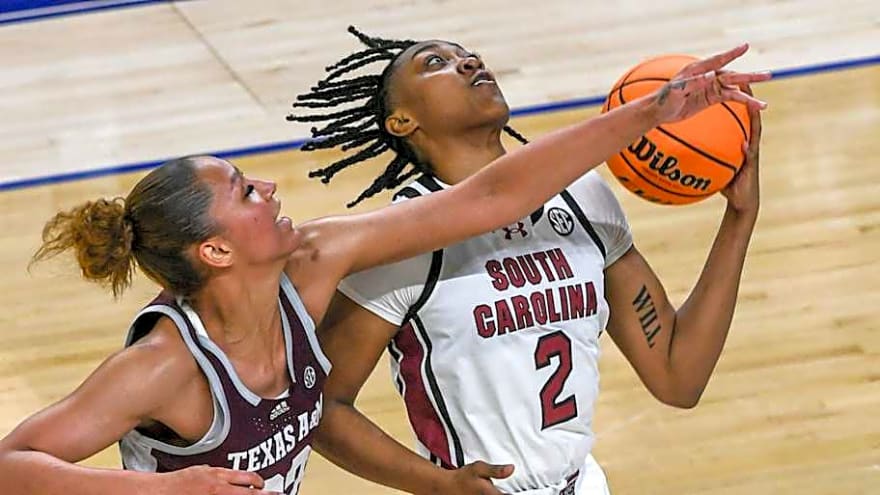 Texas A&M Starts Off North Shore Showcase With Much-Needed Win