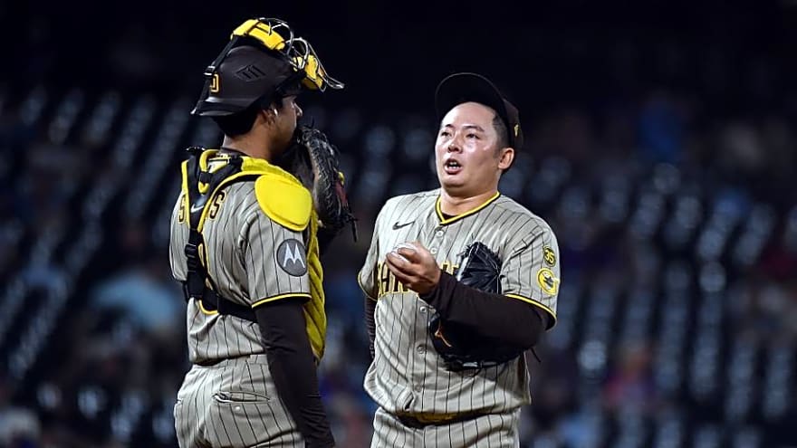 Padres Predicted to Retain 2 Key Pitchers Who Could Opt Out This Offseason