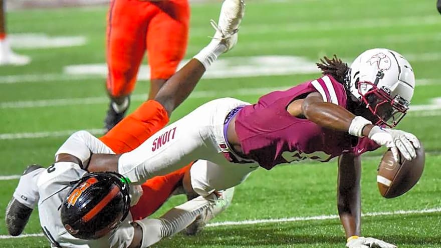 Clemson Offers Four-Star Wide Receiver Following Spring Practice Visit