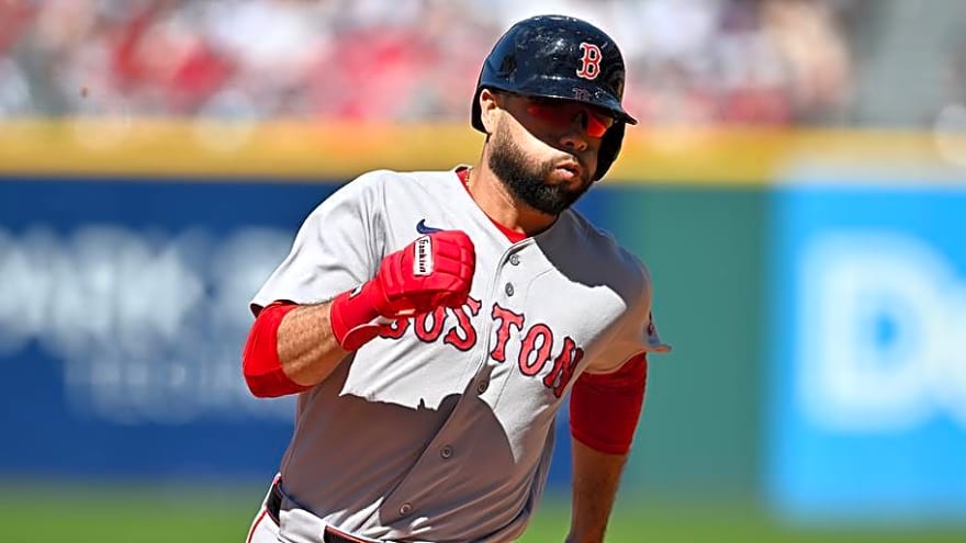 Red Sox's Roster Crunch Gets Lifeline From Isiah Kiner-Falefa