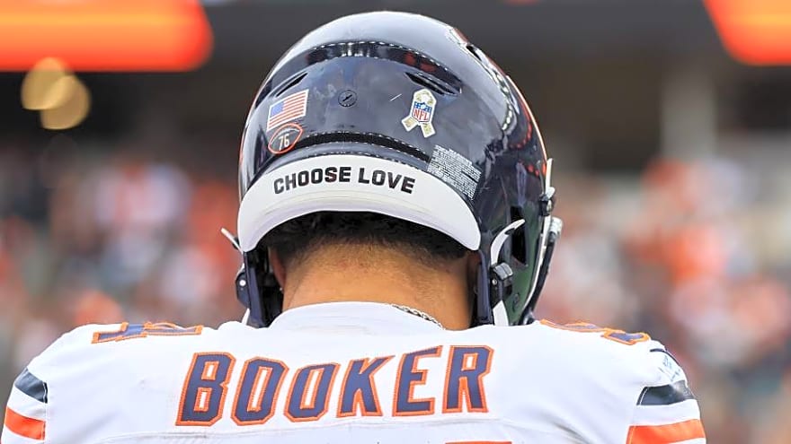 Top 26 Players of 2026: Austin Booker Will Play Key Role in Bears' Pass-Rush Success