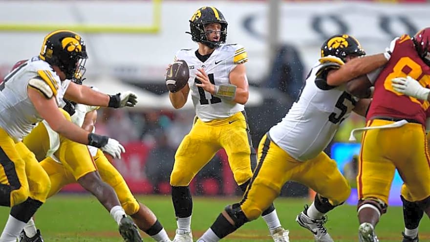 Iowa vs Michigan State Picks and Predictions